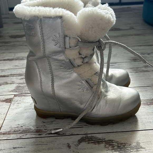 Sorel Disney Frozen-edition wedge snow boots - Picture 3 of 9